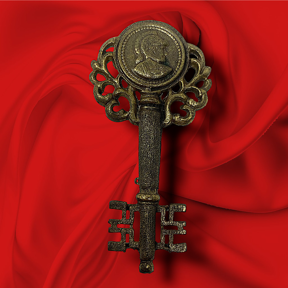 Vintage 1980's Antiqued Bronze Key Shaped Brooch Faux South American Coin